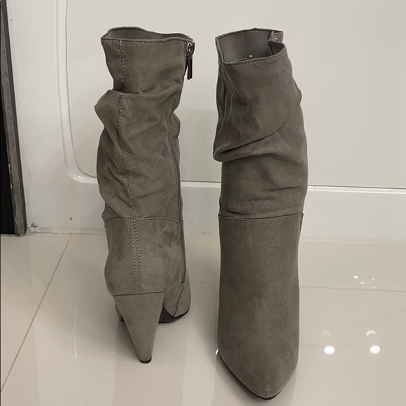 Ankle Boots - Picture 4 of 6